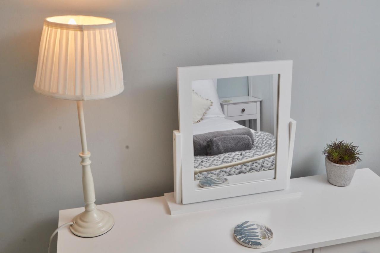 Windlass Cottage Lymington Luaran gambar
