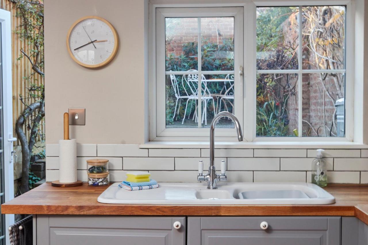 Windlass Cottage Lymington Luaran gambar
