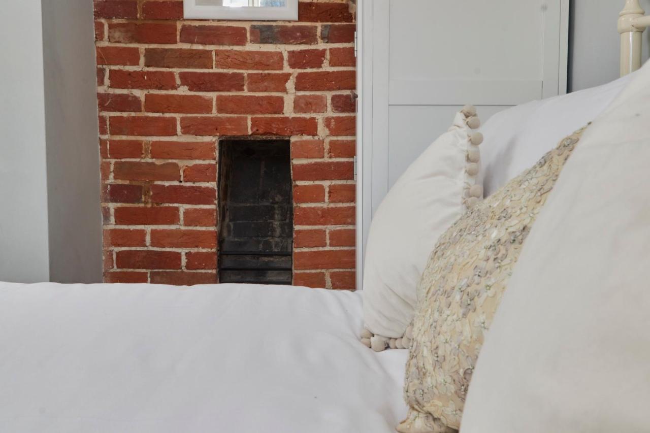 Windlass Cottage Lymington Luaran gambar